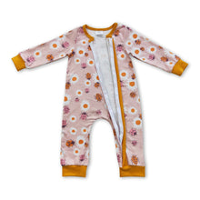 Load image into Gallery viewer, Ladybug flower long sleeves baby girls zipper romper