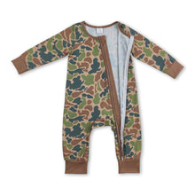 Load image into Gallery viewer, Long sleeves camo baby boys zipper romper