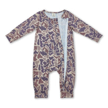 Load image into Gallery viewer, Khaki camo long sleeves baby kids zipper romper