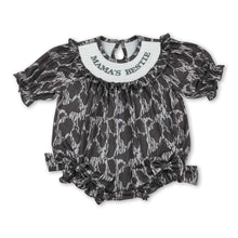 Load image into Gallery viewer, mama's bestie smock short sleeves heart baby girl romper
