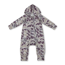 Load image into Gallery viewer, Long sleeves light khaki camo baby hooded zipper romper