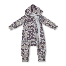 Load image into Gallery viewer, Long sleeves light khaki camo baby hooded zipper romper