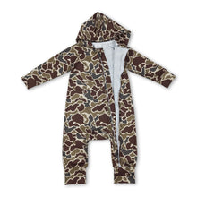 Load image into Gallery viewer, Long sleeves dark brown camo zipper baby hooded romper