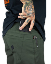Load image into Gallery viewer, Lancer Standard Fit Pant - Dk Army