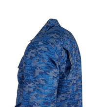 Load image into Gallery viewer, Men's Dot Camo UV Vented Fishing Shirt