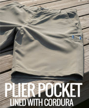 Load image into Gallery viewer, Men's Hi-Tide Hybrid 360 Degree Stretch Short