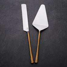 Load image into Gallery viewer, MEDICKI CAKE SERVER 2 PC. SET