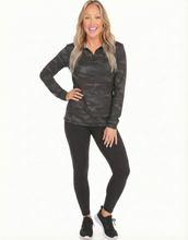 Load image into Gallery viewer, Women's Camo Monterey Quarter Zip