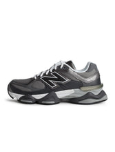 Load image into Gallery viewer, New Balance Mens 9060 Lifestyle Shoes - Silver