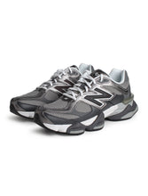 Load image into Gallery viewer, New Balance Mens 9060 Lifestyle Shoes - Silver