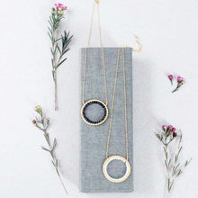 Load image into Gallery viewer, Black Spinel Halo Necklace