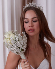 Load image into Gallery viewer, Proposal Flower Holder, Bridal Bouquet Holder