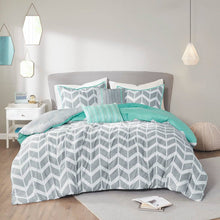 Load image into Gallery viewer, King size Reversible Comforter Set in Grey White Aqua Teal Chevron Stripe