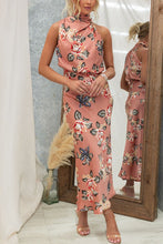 Load image into Gallery viewer, Mature Elegant Women Sleeveless Halter Printed Satin Dress
