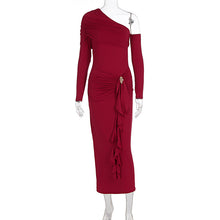 Load image into Gallery viewer, Autumn Elegant Women Single Shoulder Solid Color Long Sleeve Slim Fit Sexy Sheath Pleated Dress