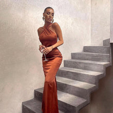 Load image into Gallery viewer, Sexy Solid Color Slim Sleeveless Backless Dress Women