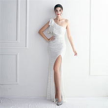 Load image into Gallery viewer, Craft Sequined Toast Clothing Long One Shoulder Appreciation Dinner Slim Fit Fishtail Wedding Socialite
