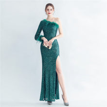 Load image into Gallery viewer, Craft Ostrich Feather Decorative Diagonal Shoulder Roman Collar Side Slit High End Evening Dress