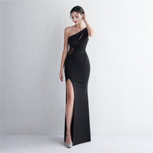 Load image into Gallery viewer, Folding Beaded Craft Toast Clothing Long Shoulder Appreciation Dinner Slim Fit Fishtail Wedding