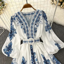 Load image into Gallery viewer, Spring Women Fashionable V neck Long Sleeve Bohemian Printed Dress
