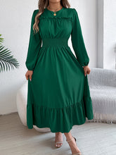 Load image into Gallery viewer, Autumn Winter Solid Color Elegant Wooden Ear Cinched Pleated Maxi Dress Women Clothing