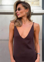 Load image into Gallery viewer, A line Knitted Dress Summer Women Clothing Solid Color Sling One Step Dress Backless Dress