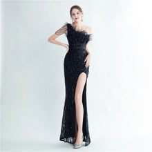Load image into Gallery viewer, Heavy Industry Ostrich Hair Craft Beading Hair Oblique Shoulder Side Slit High End Evening Dress