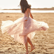 Load image into Gallery viewer, Autumn Winter Women Princess Dress Sleeveless Dress Banquet Dress Host