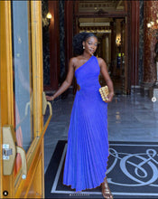 Load image into Gallery viewer, Popular Slim One Shoulder Cutout Pleated Dress