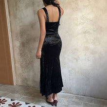 Load image into Gallery viewer, French Romantic Velvet Lace V neck Patchwork Sleeveless Dress Slim Fit Sheath Fishtail Dress Inner Wear