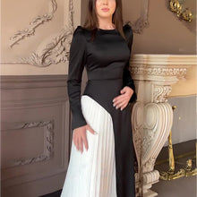 Load image into Gallery viewer, Autumn Round Neck Color Matching Long Sleeve Folding Slim Waist Lace up Dress