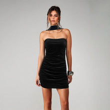 Load image into Gallery viewer, French Minority Black Tube Top Dress Women Short Autumn Winter Velvet Texture Pleated Design Black Dress