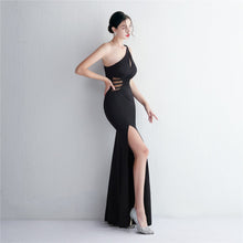 Load image into Gallery viewer, Folding Beaded Craft Toast Clothing Long Shoulder Appreciation Dinner Slim Fit Fishtail Wedding