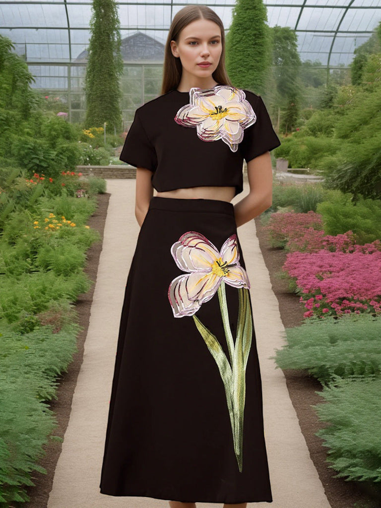Elegant Summer Retro Waist Controlled Slim Fit Slimming Beautiful Floral Embroidery Design Skirt Two Piece Sets Women