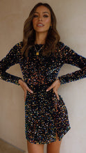 Load image into Gallery viewer, Dress Southeast Asia Backless Sequined Long Sleeve Ladies Party Dress