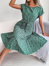Load image into Gallery viewer, Spring Summer New Casual Short Sleeve Floral Large Hem Pleated Women Clothing