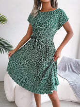Load image into Gallery viewer, Spring Summer New Casual Short Sleeve Floral Large Hem Pleated Women Clothing
