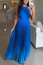 Load image into Gallery viewer, Sleeveless Pleated Backless Gradient Color Dress