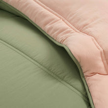 Load image into Gallery viewer, Twin/XL Soft Lightweight Reversible Quilted Comforter Set in Green/Pink