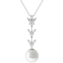 Load image into Gallery viewer, Butterfly Pearl Pendant