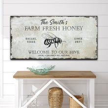 Load image into Gallery viewer, Family Farm Fresh Honey Sign