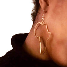 Load image into Gallery viewer, African Map Outline Drop Earrings