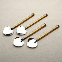 Load image into Gallery viewer, PLATEAU HEART SPOON 4 PC. SET