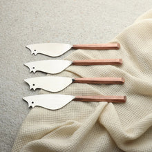 Load image into Gallery viewer, PLATEAU RATONCITO CHEESE SPREADER/KNIFE 4 PC. SET