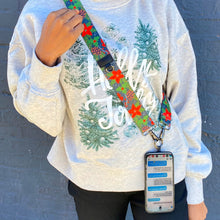 Load image into Gallery viewer, Clip &amp; Go Strap Christmas