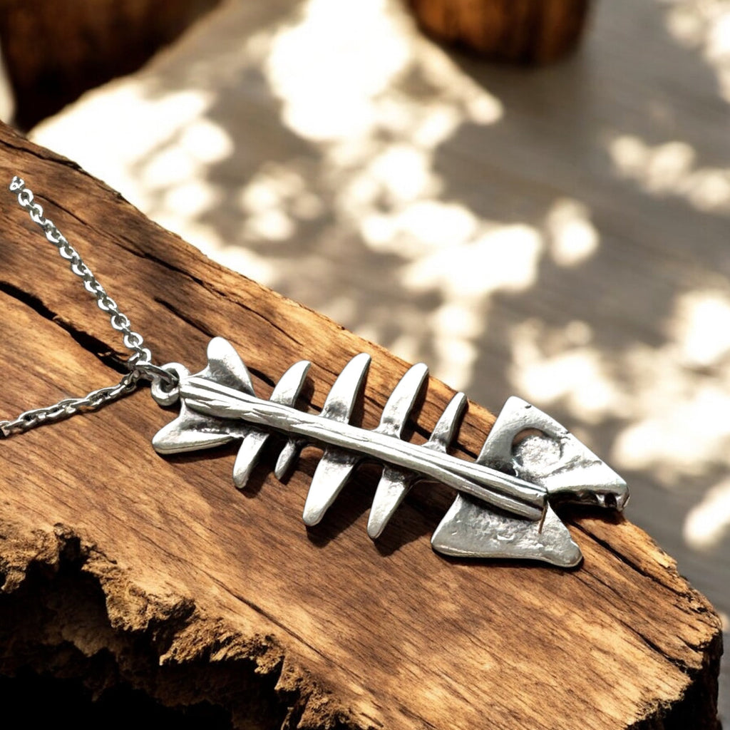Vintage Fish Bone Necklace Silver Skeleton Pendant Quirky Jewelry
