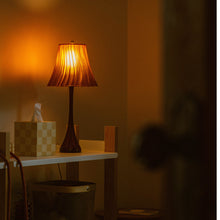 Load image into Gallery viewer, Pleat Lamp