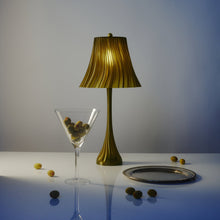 Load image into Gallery viewer, Pleat Lamp
