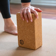 Load image into Gallery viewer, Cork Yoga Block