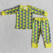 Load image into Gallery viewer, Long sleeve diamond print boy mardi gars pajamas